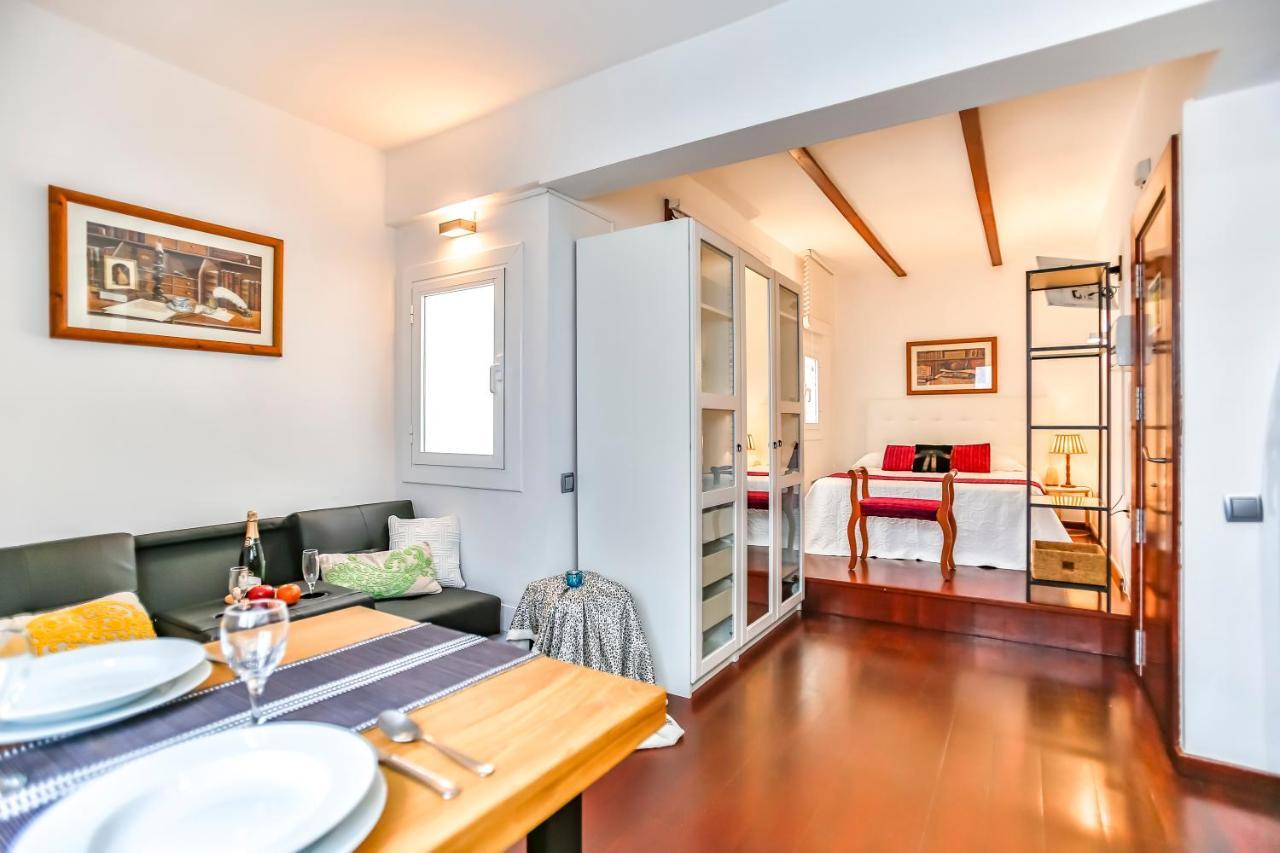 סיטגס Ghat Apartments Montroig מראה חיצוני תמונה